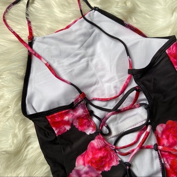Zaful Black Pink Floral lace up Swimsuit M… - Picture 6 of 8